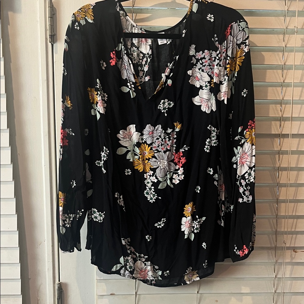 Old Navy Floral Blouse - Black with Multicolor Flowers